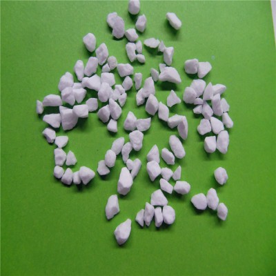 Refractory castable white tabular alumina